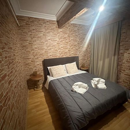 The Cave Apartment Athens Ngoại thất bức ảnh