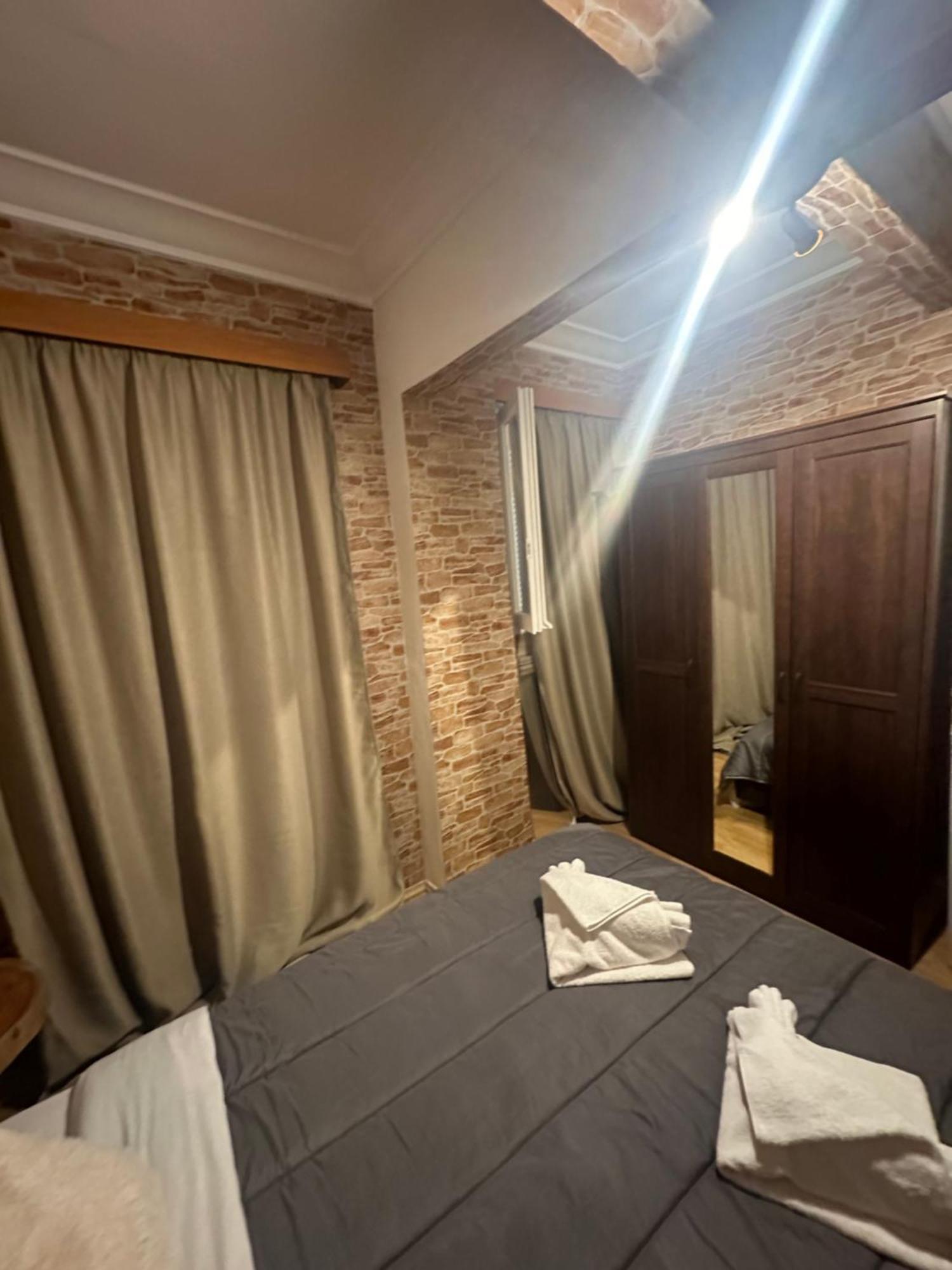 The Cave Apartment Athens Ngoại thất bức ảnh